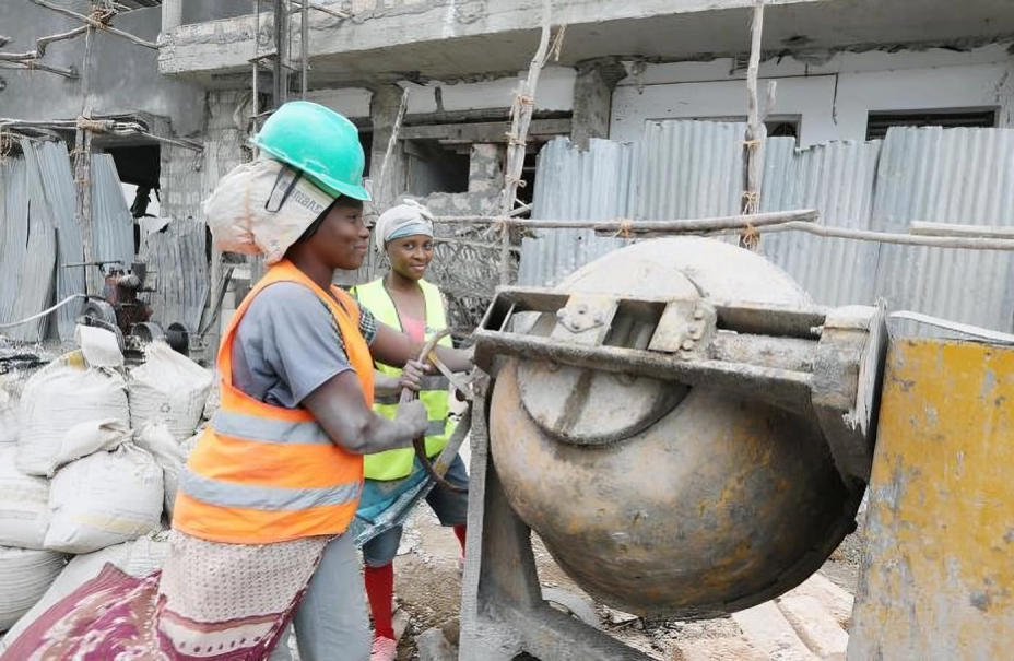 Women working in a construction site