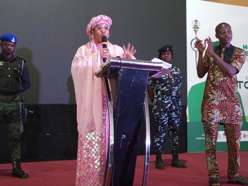 Rep. Kafilat Ogbara (APC-Kosofe) addressing constituents at the Constituency Town Hall Meeting on Friday in Lagos