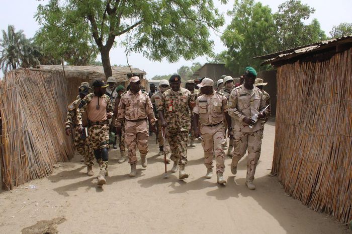 Troops of the Nigerian Army eliminate 227 terrorists, apprehend 529 in 1 week [Twitter:@HQNigerianArmy]
