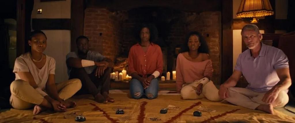 Still image from 'A Song From The Dark'