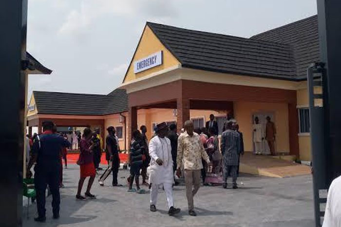 Restive youths almost set the hospital ablaze [National Reformer News]