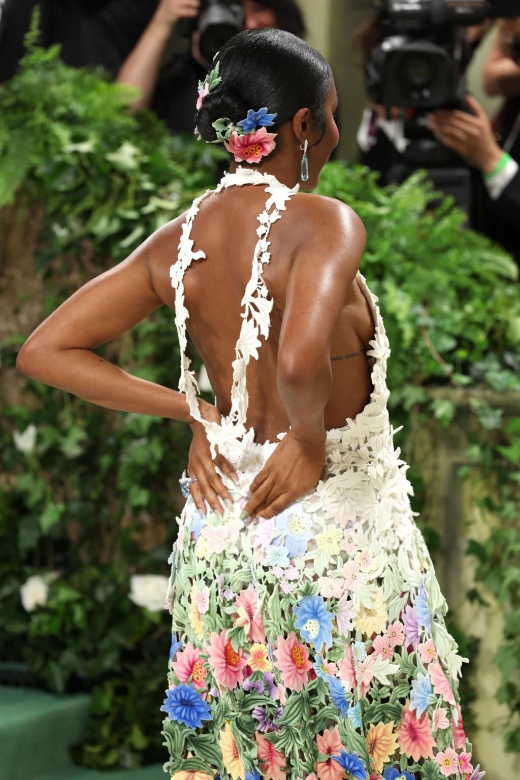 Ayo Edebiri attends The 2024 Met Gala Celebrating "Sleeping Beauties: Reawakening Fashion" at The Metropolitan Museum of Art on May 06, 2024 in New York City. (Photo by Kevin Mazur/MG24/Getty Images for The Met Museum/Vogue)