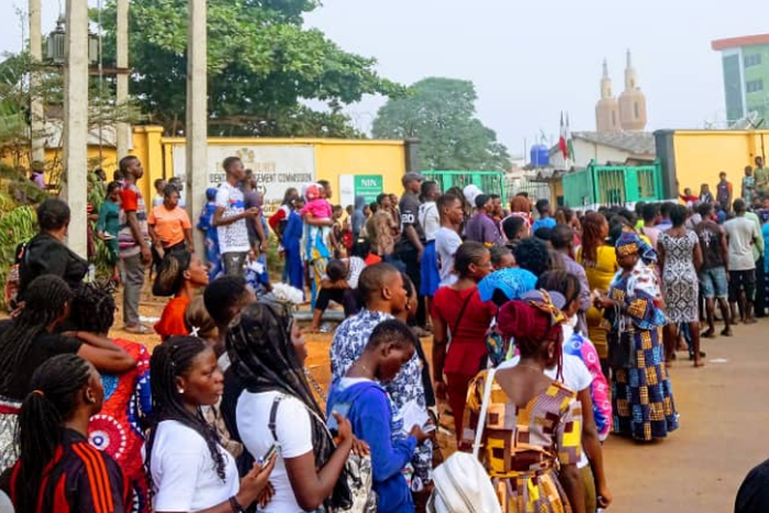 The Joint Admissions and Matriculation Board (JAMB) has banned parents from coming to the Unified Tertiary Matriculation Examination centres with their children. (Punch)