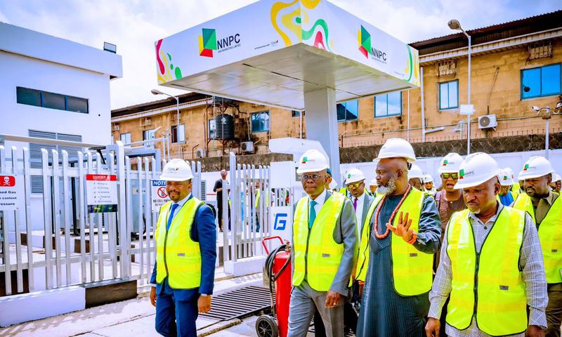 FG inaugurates largest CNG plant in Lagos, plans new stations nationwide [Twitter:@nnpclimited]
