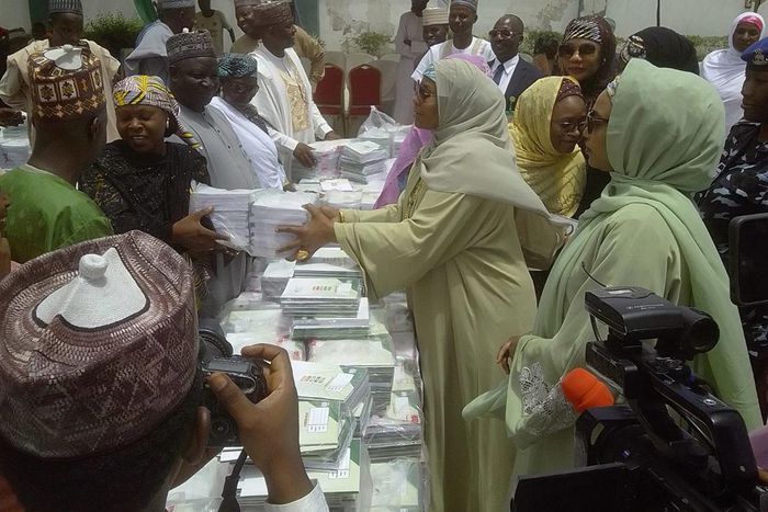 First Lady donates 50,000 books to pupils in Bauchi [NAN]