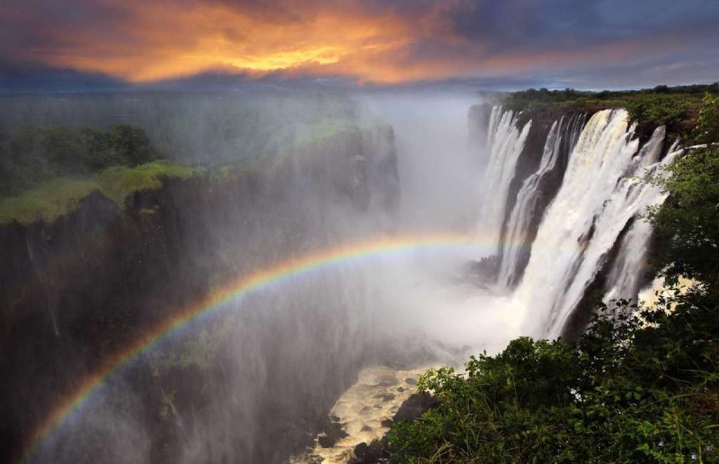 Victoria Falls, Zambia/Zambia [AfricanBudgetSafaris]