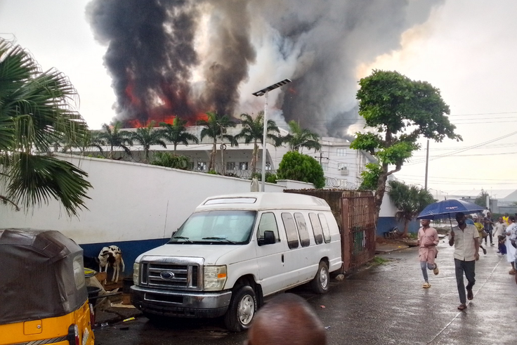 Christ Embassy Headquarters in Lagos catches fire on Sunday morning  [Twitter:@bigwig_austin]