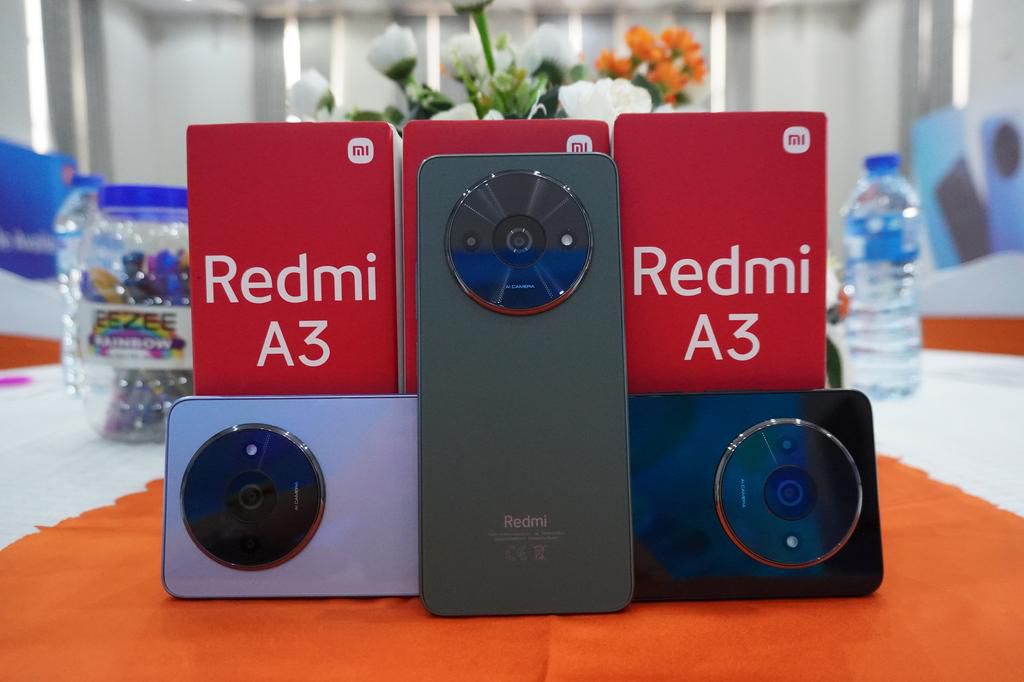 The Redmi A3 stands out with its stylish glass back that combines elegance with durability