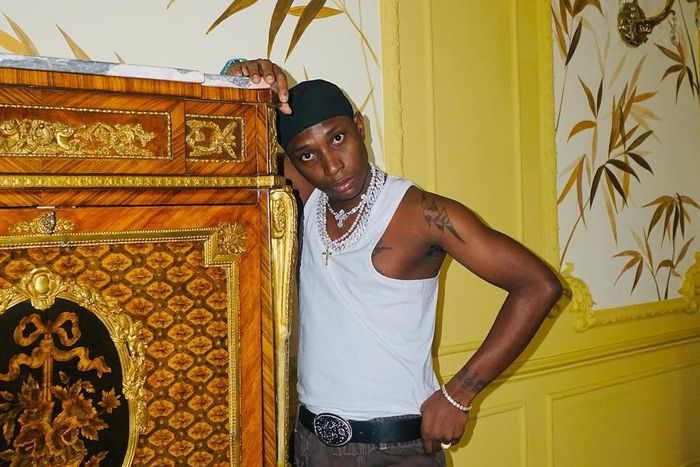 Bella Shmurda says that he has about 18 tattoos [Instagram/Bella_Shmurda]