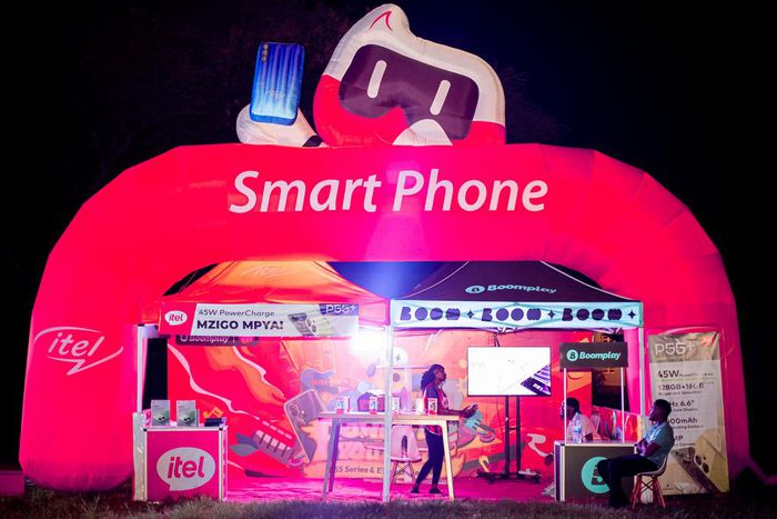 Boomplay and itel, after announcing joining forces to bring an immersive music and technology fun experience to selected tertiary campuses across Africa, over the weekend successfully held the P55 Series Launch and Music Festival dubbed #PowerUPYourLif...