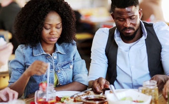 A lunch date between a man and a woman [Source: Video Blocks]