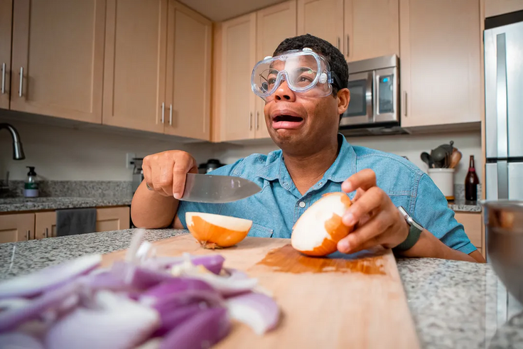 How to cut onions without crying [usadaily]
