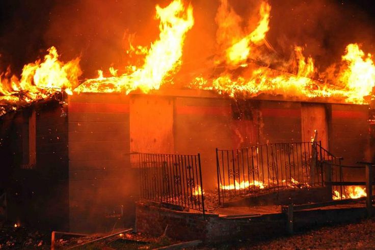 Fire outbreak (Youtube/Travelers TV)