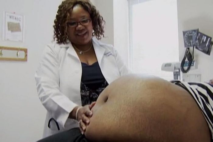 Why it is harder for obese women to give birth [DiscoveryLife]