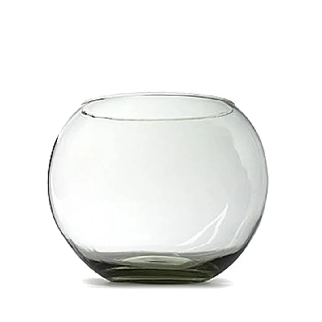 These Flower Vases Instantly Upgrade Any Living Room (Without Doing a Full Redecoration)