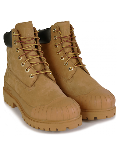 Don’t Wear These 5 Fashion Items Outdoors During Rainy Season (Trust Us)