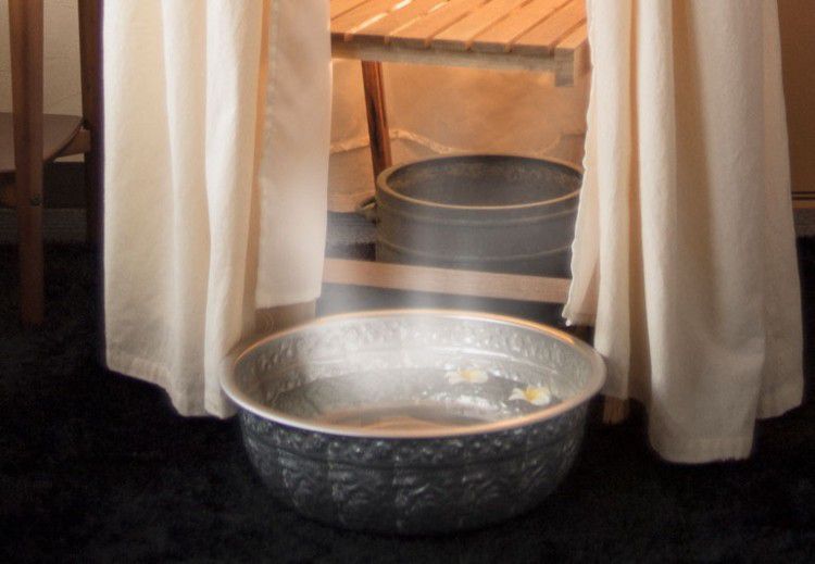 Vaginal steaming comes with some risks [Beauticate]