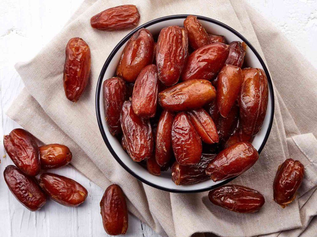 What are the side effects of eating dates? [RealSimple]