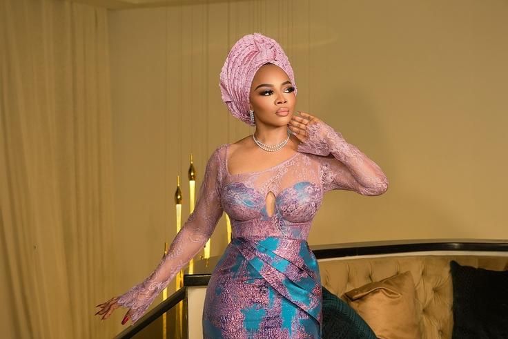 Toke Makinwa did not secretly tie the knot [Instagram/Toke Makinwa]