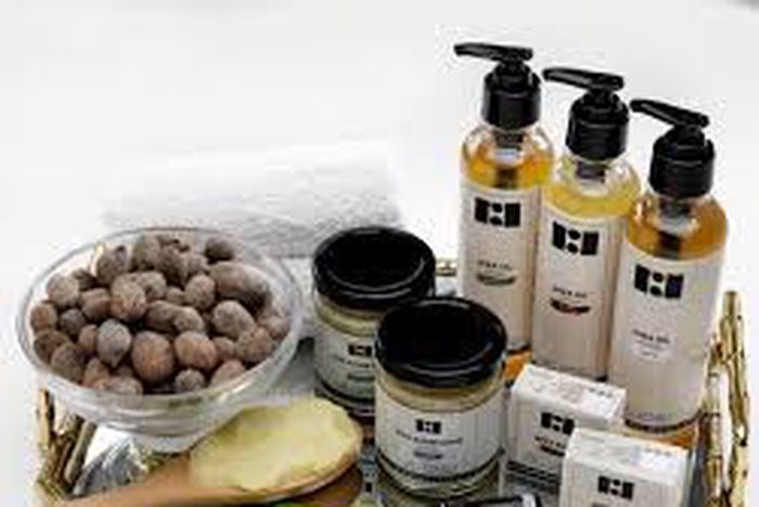 R&R Luxury (Bella Naija)