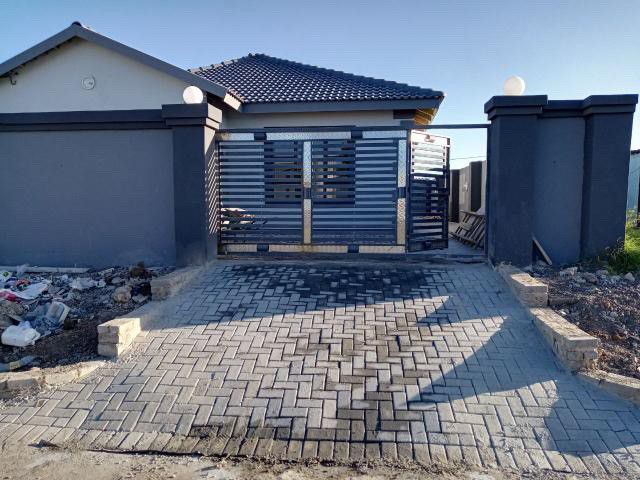 South African newest black billionaire gifts a house to a Facebook friend