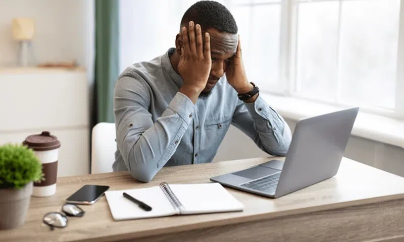 How to look busy at work when you’re secretly applying for another job