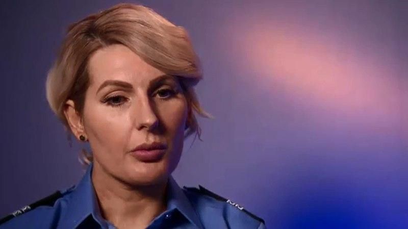 A female police officer Senior Constable Steph Bochorsky who rescued a toddler from her drunk father has been awarded for her courage saving the little girl.