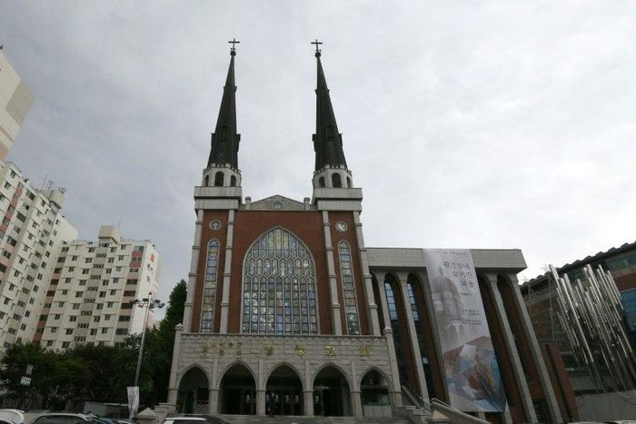 Religion remains a powerful social force in South Korea, and the country's biggest spiritual organisations are wealthy and influential