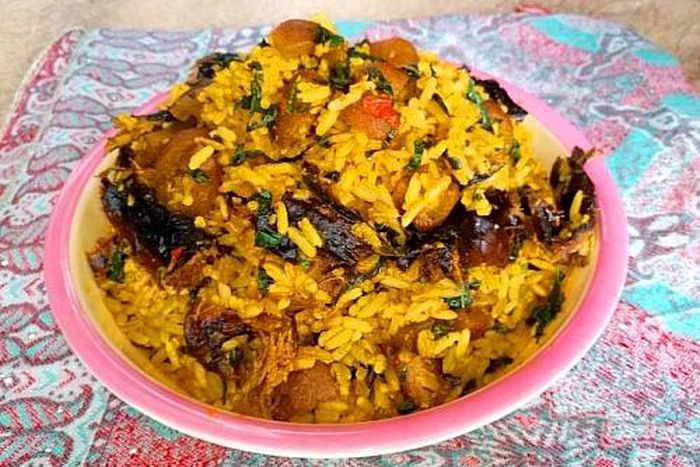 Photo of How to Cook Palm Oil Jollof Rice (Native/Concoction Mtn Rice)