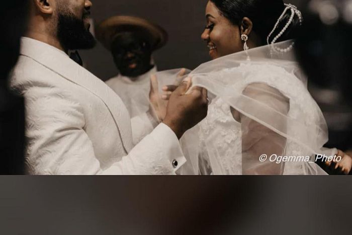 Yomola unveils his bride, Yomola, at their nuptials in Minneapolis, Minnesota, USA in September 2018.