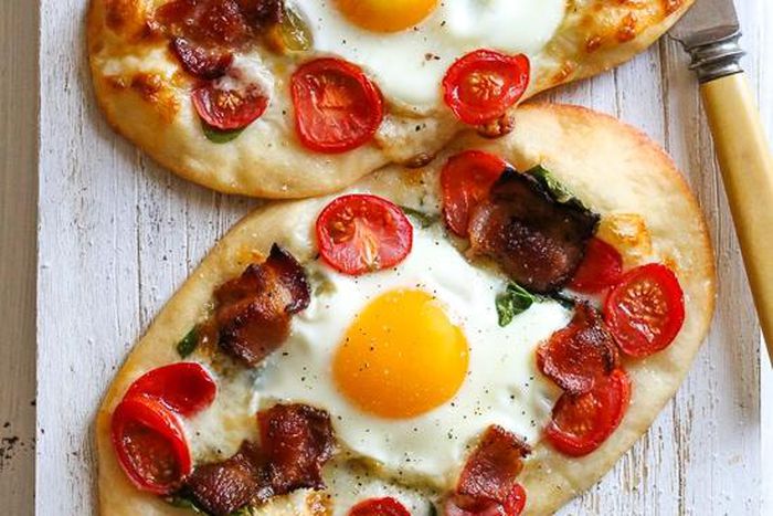 plantain and egg pizza for a special breakfast (Skinnytaste)