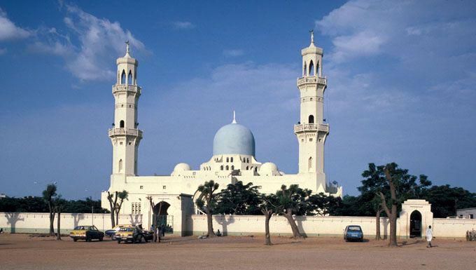 Kano Central Mosque, Kano. [pinterest]