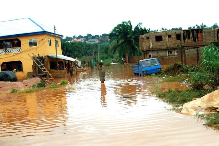 ___4009651___2015___7___24___18___PIC.7.+FLOOD+AT+OBOSI+IN+ANAMBRA