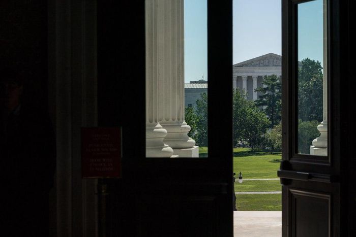 ___8865954___2018___9___17___17___merlin_141041790_8b525890-00f7-4256-9ed5-801b43f90ba5-jumbo