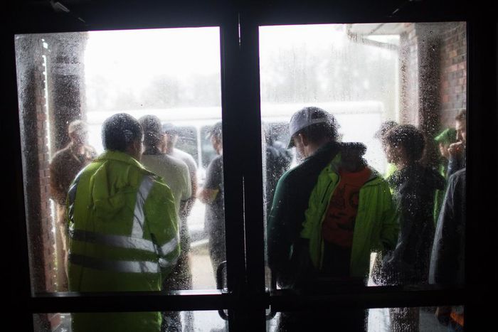 Florence Is Blamed for at Least Five Deaths as It Roars Ashore in North Carolina