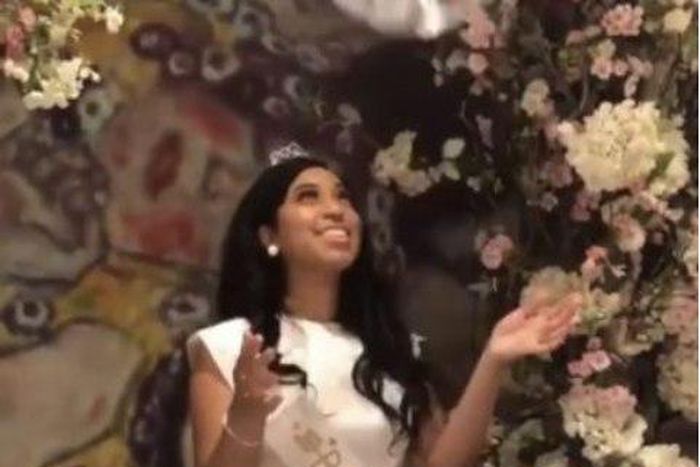 ___8883883___2018___9___21___11___Sharon