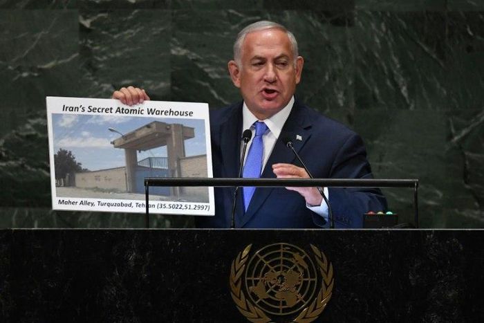 Iranian Foreign Minister Mohammad Javad Zarif has dismissed as an "art and crafts show" Israeli Prime Minister Benjamin Netanyahu's claim at the UN General Assembly on Septmber 27, 2018, that Tehran is harbouring a secret atomic warehouse