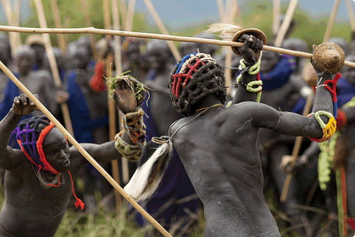 Top 5 strange tribal rituals (Answersafrica)