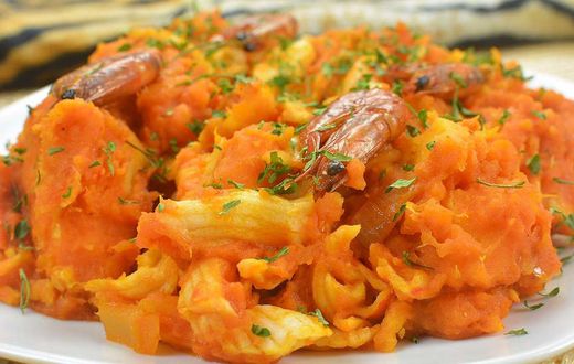 How to prepare the Yoruba thick and spicy yam porridge (Asaro)
