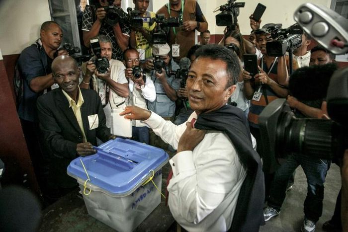 Madagascar presidential candidate Marc Ravalomanana is confident of catching his rival in the second round of the presidential ballot