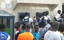 Paiement des bourses : l’État décante la situation après plusieurs jours de tensions