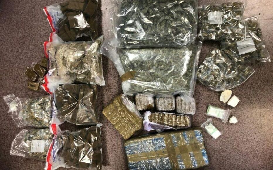 Touba : à 66 ans, la mamie vendait du "Yamba", elle cachait la drogue dans un seau