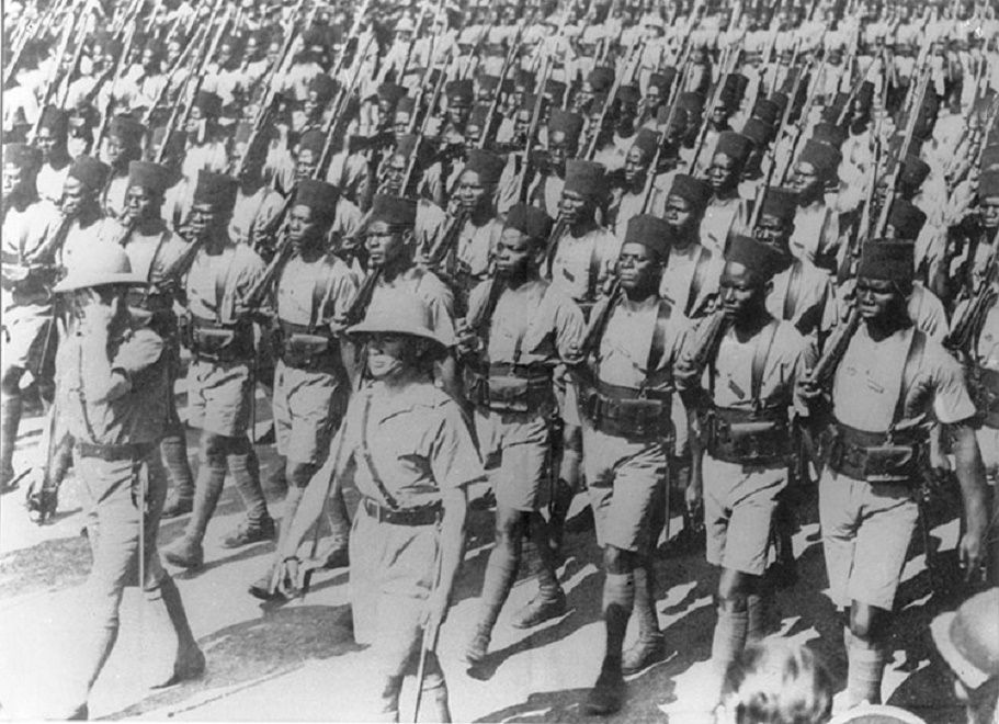 2nde guerre mondiale :  63.000 tirailleurs enrôlés, 24.000 tués, 1280 rentrés à Dakar