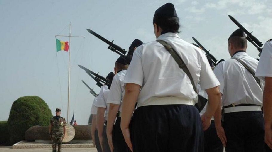 Sénégal : l'armée française commence à plier bagages