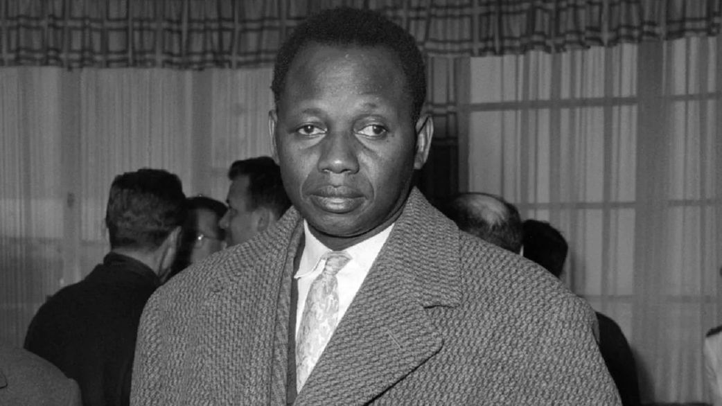 Ne dites plus Bd Général De Gaulle mais Avenue Mamadou Dia