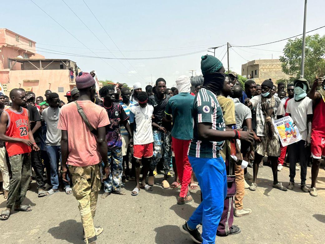 Grenade au visage : Quand le maintien de l’ordre vire au drame à Rosso