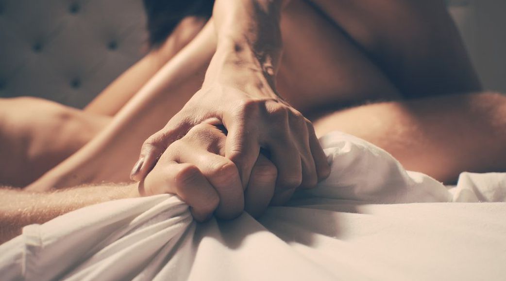 Pourquoi la libido grimpe en été, selon la Science