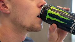 Boissons énergisantes : un danger caché pour le cœur des ados ?