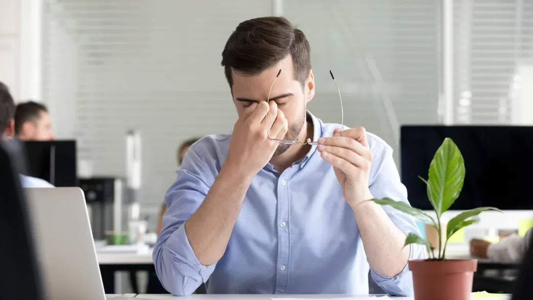 Toujours épuisé malgré 8h de sommeil ? Voici ce que cela cache !