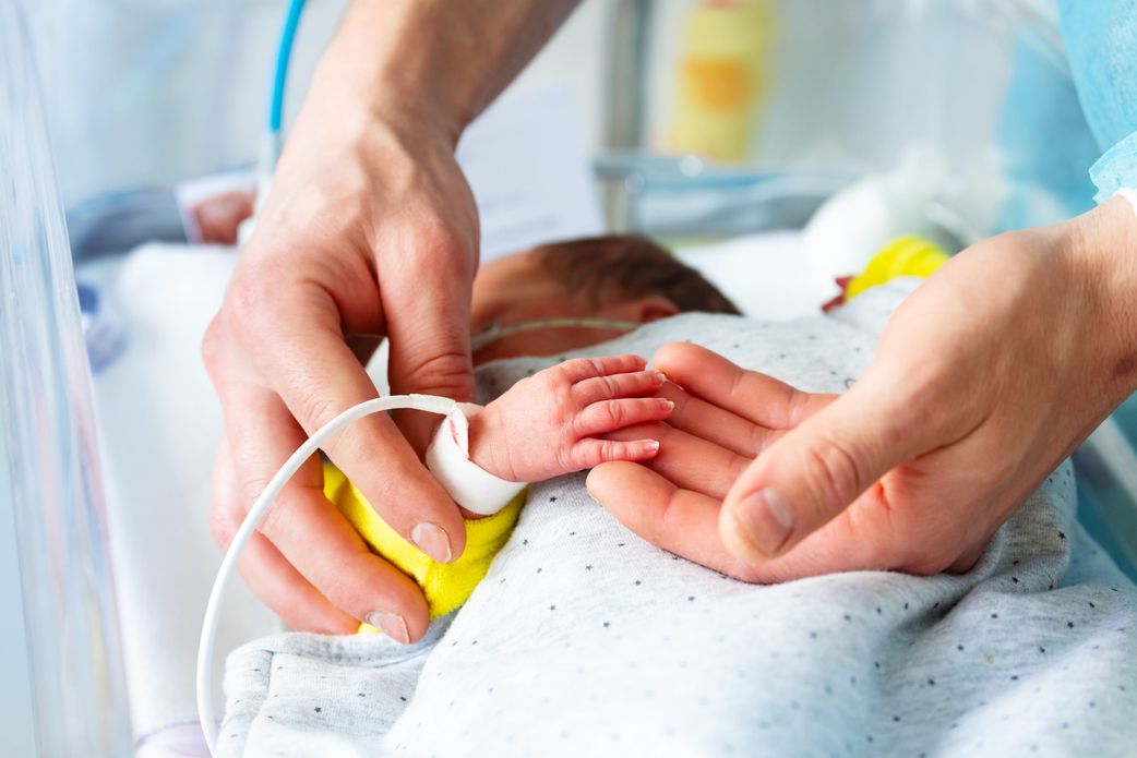 Bébés hospitalisés : cette erreur de timing dénoncée